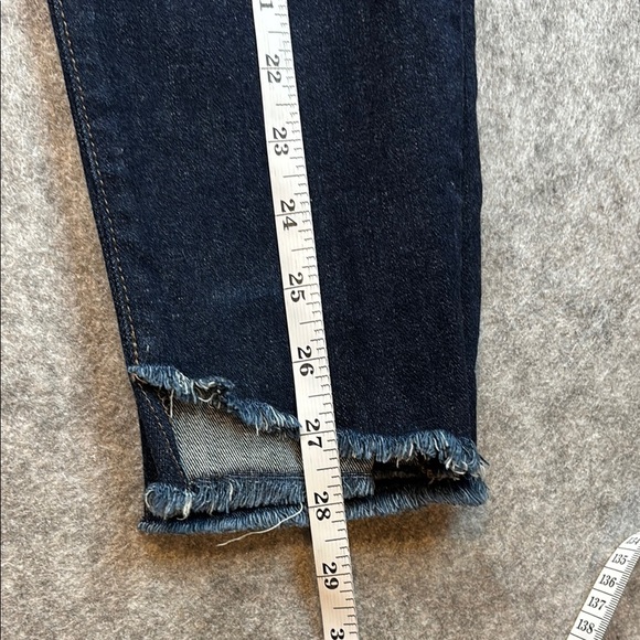 ๐ Joeโs Jeans ๐ High Rise Skinny Ankle โ Taylor Wash โ Size 28 ๐ฅ - Picture 4 of 12